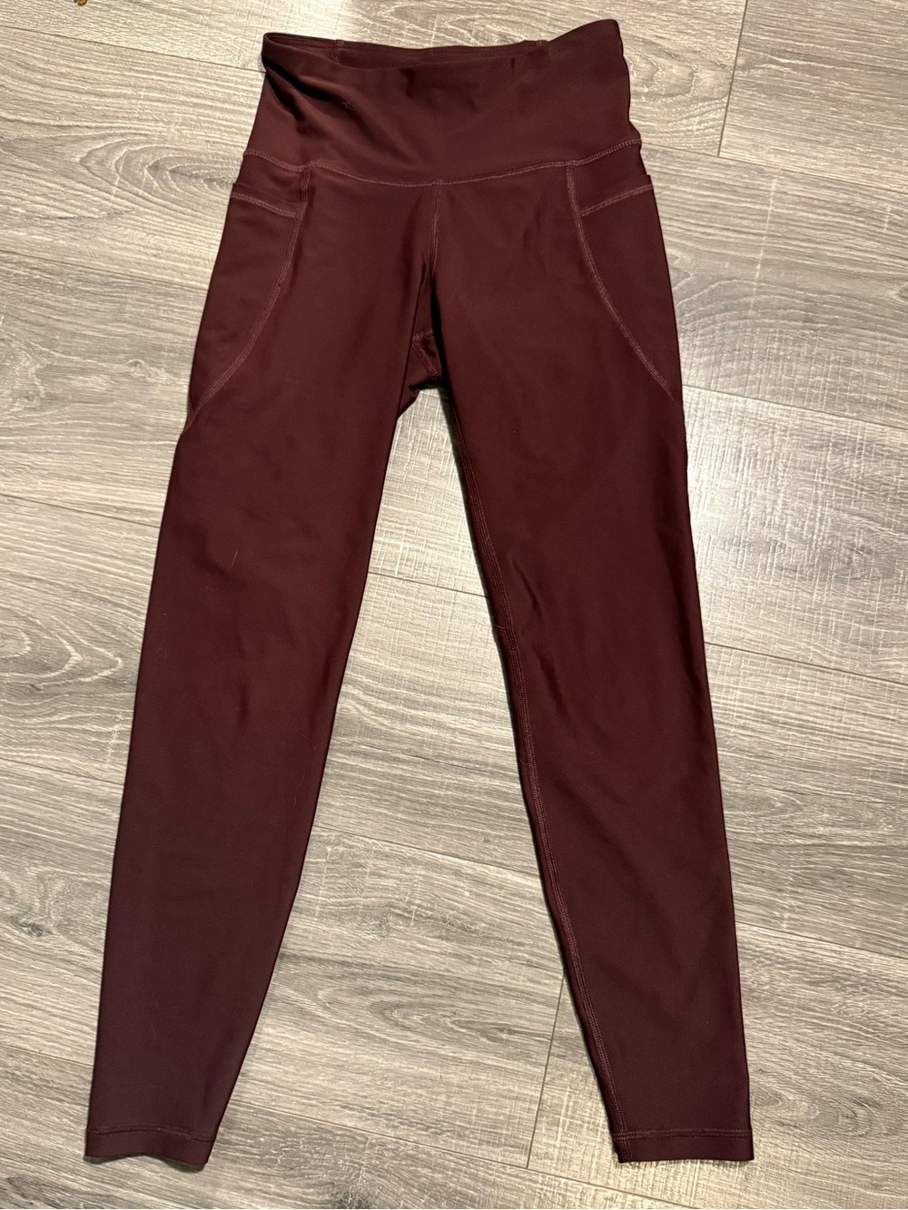 Old Navy Active Burgundy Elevate Leggings